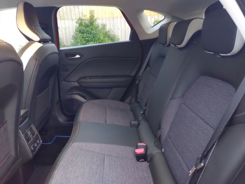 Used Renault Captur 2023 for sale - 76651735: Photo 6