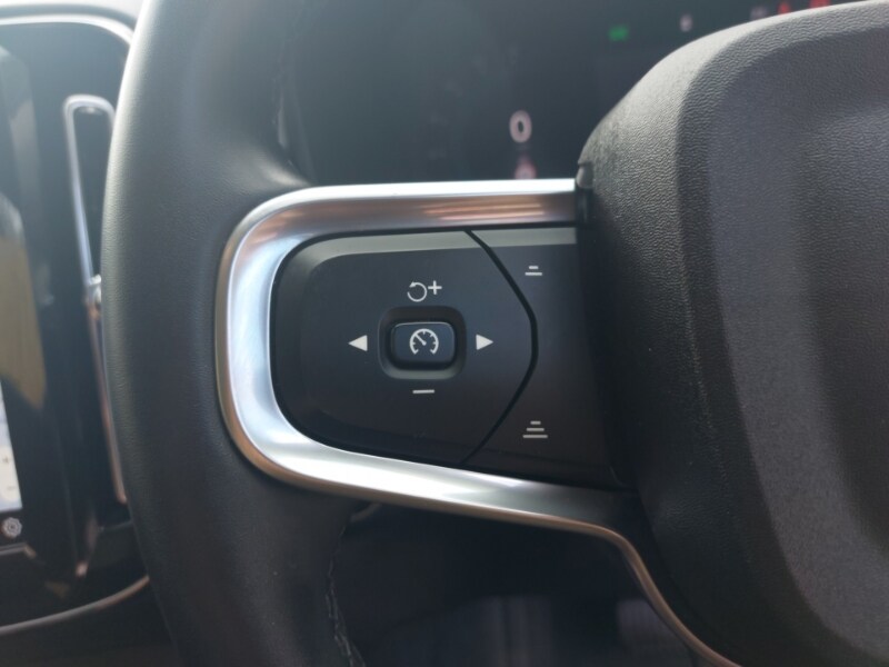 Used Volvo XC40 2024 for sale - 76579611: Photo 15