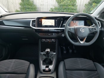 Used Vauxhall Grandland 2024 for sale - 75972171: Photo