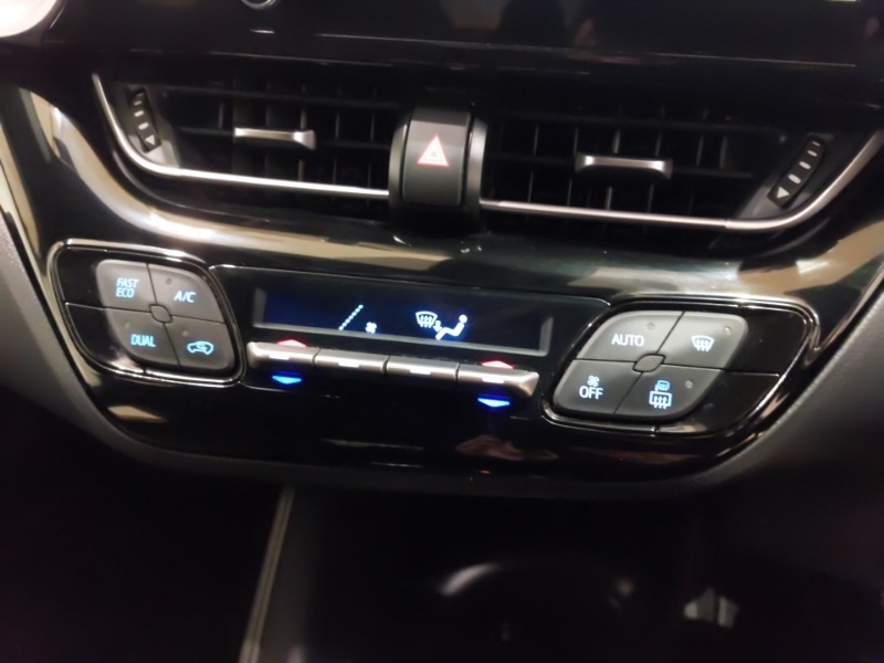 Used Toyota C-HR 2023 for sale - 76471567: Photo 18