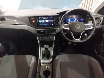 Used Volkswagen Polo 2023 for sale - 77761105: Photo