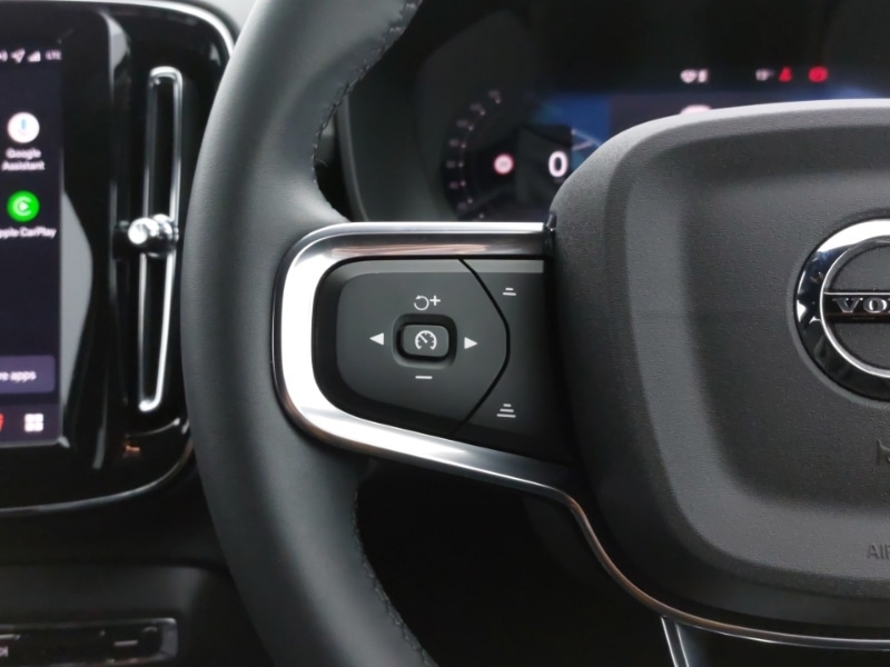 Used Volvo XC40 2025 for sale - 77189661: Photo 17