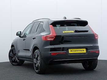 Used Volvo XC40 2025 for sale - 77189661: Photo