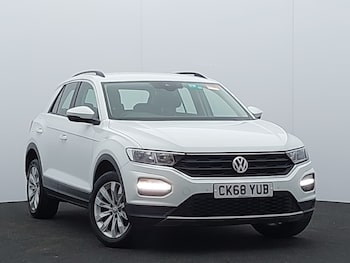 Used Volkswagen T-Roc 2018 for sale - 78317660: Photo