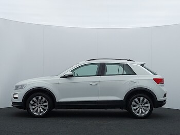 Used Volkswagen T-Roc 2018 for sale - 78317660: Photo
