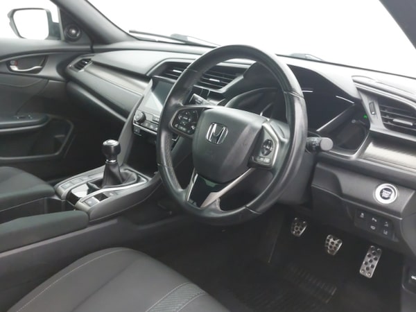 Used Honda Civic 2019 for sale - 76321330: Photo 12