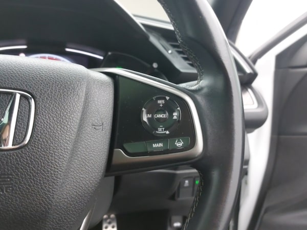 Used Honda Civic 2019 for sale - 76321330: Photo 18
