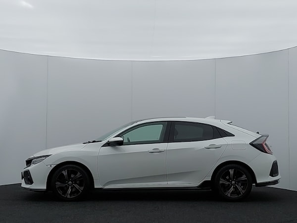 Used Honda Civic 2019 for sale - 76321330: Photo 4