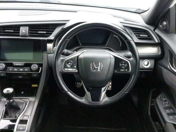 Used Honda Civic 2019 for sale - 76321330: Photo 7
