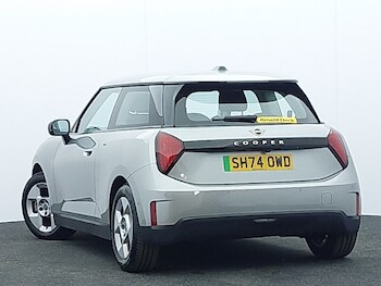 2024 - 135kW E Classic 41kWh 3dr Auto