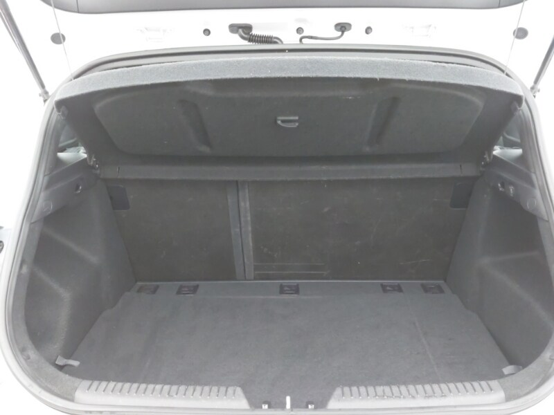 Used Hyundai i30 2015 for sale - 77816718: Photo 8