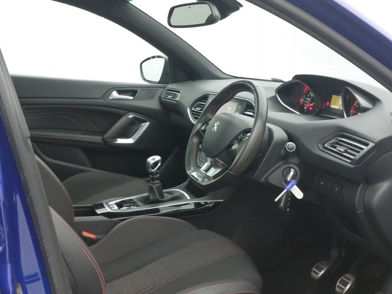 Used Peugeot 308 2018 for sale - 77816686: Photo 12