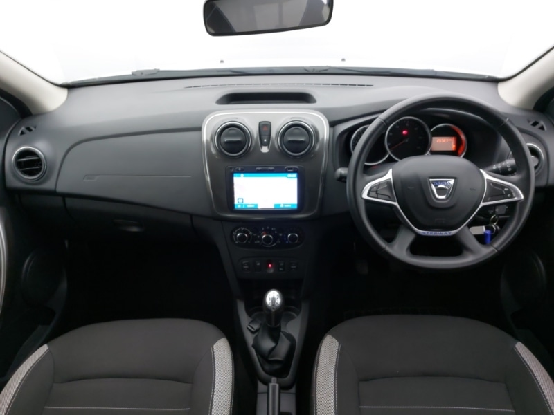 Used Dacia Sandero Stepway 2019 for sale - 77717073: Photo 2