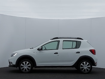Used Dacia Sandero Stepway 2019 for sale - 77717073: Photo