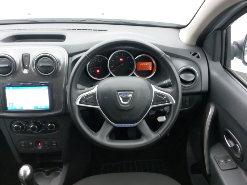 Used Dacia Sandero Stepway 2019 for sale - 77717073: Photo 7