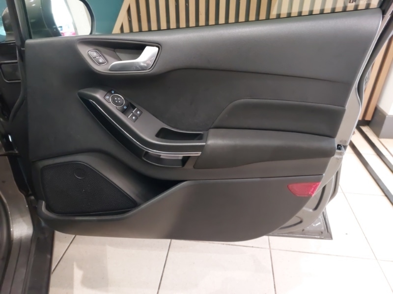 Used Ford Fiesta 2017 for sale - 76437717: Photo 10