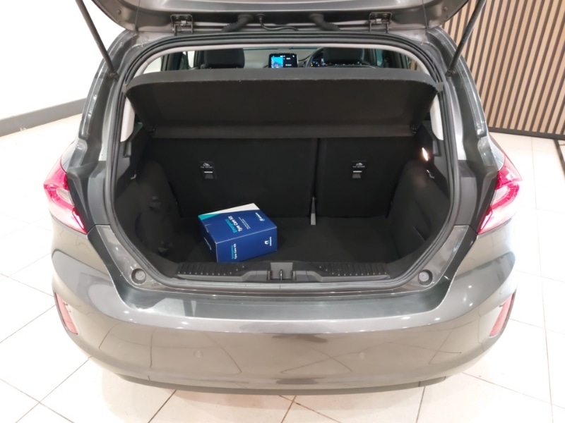 Used Ford Fiesta 2017 for sale - 76437717: Photo 8