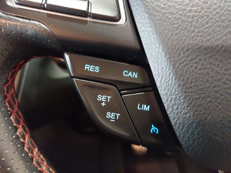 Used Ford Focus 2018 for sale - 77889618: Photo 18