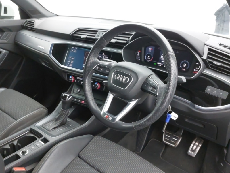 Used Audi Q3 2019 for sale - 77428617: Photo 12