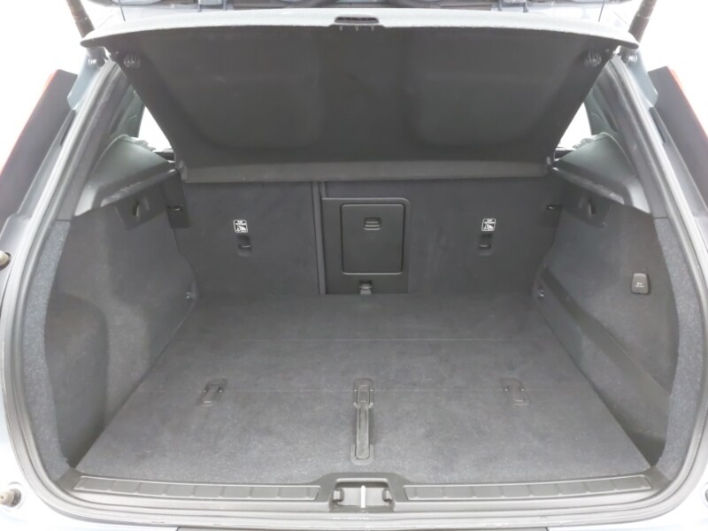 Used Volvo XC40 2019 for sale - 78032687: Photo 8