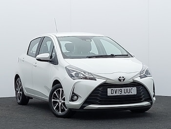 Used Toyota Yaris 2019 for sale - 78790988: Photo