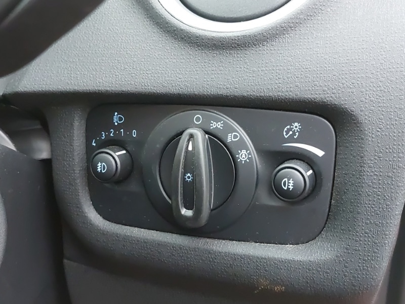 Used Ford Fiesta 2017 for sale - 77960470: Photo 19