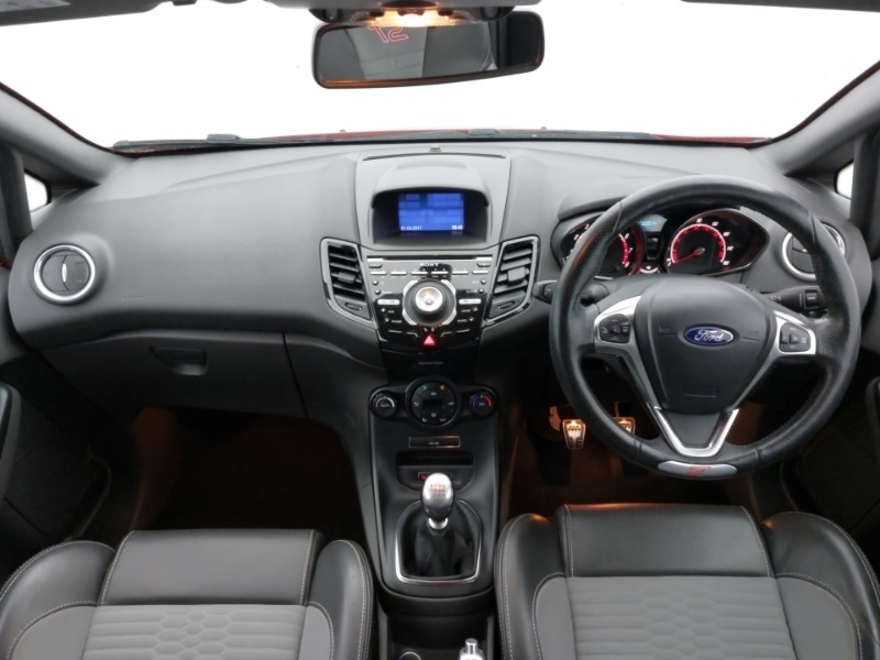 Used Ford Fiesta 2017 for sale - 77960470: Photo 2