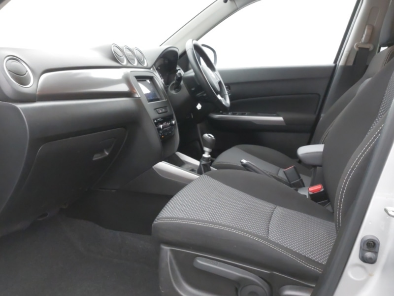 Used Suzuki Vitara 2022 for sale - 77816664: Photo 5