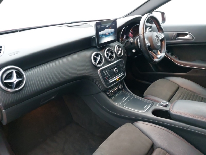 Used Mercedes-Benz A-Class 2017 for sale - 77300200: Photo 5