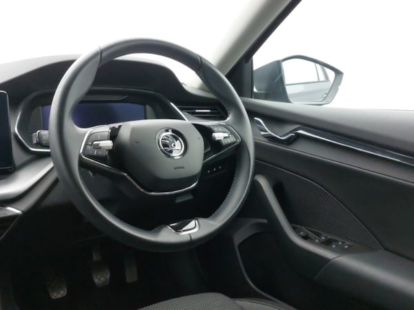 Used Skoda Octavia 2022 for sale - 76107976: Photo 10