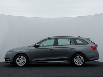 Used Skoda Octavia 2022 for sale - 76107976: Photo 4