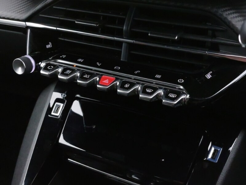 Used Peugeot 2008 2020 for sale - 77939030: Photo 15