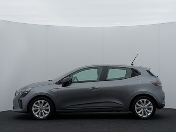 Used Renault Clio 2024 for sale - 76464814: Photo