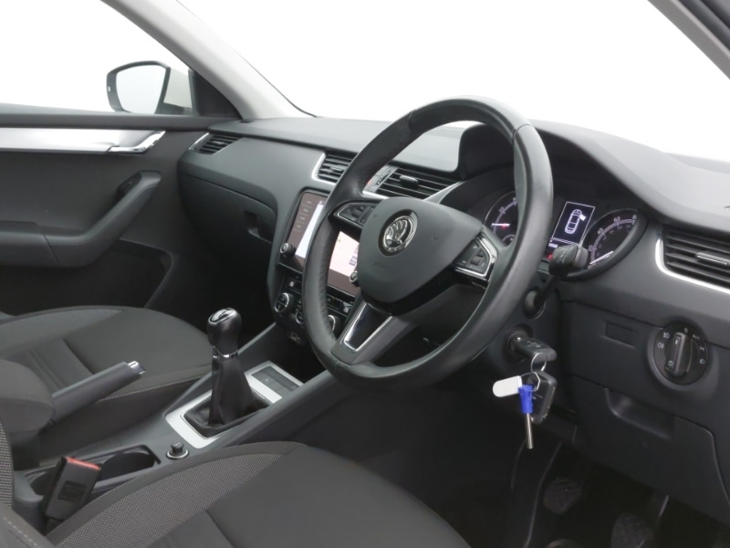 Used Skoda Octavia 2019 for sale - 76795147: Photo 12