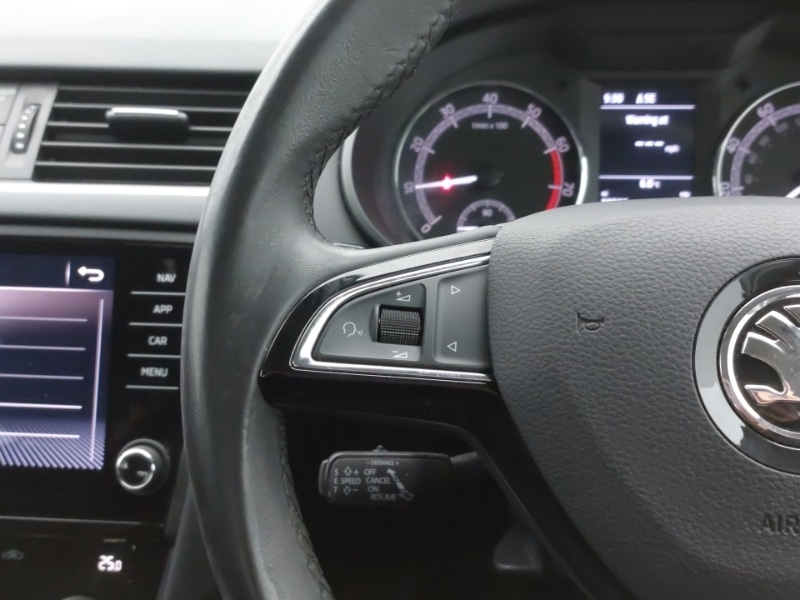 Used Skoda Octavia 2019 for sale - 76795147: Photo 16