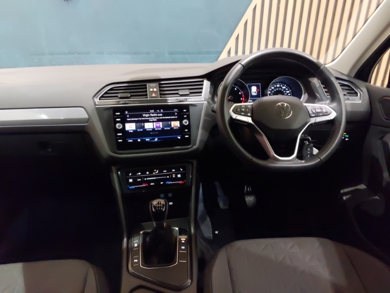 Used Volkswagen Tiguan 2023 for sale - 77605635: Photo 2