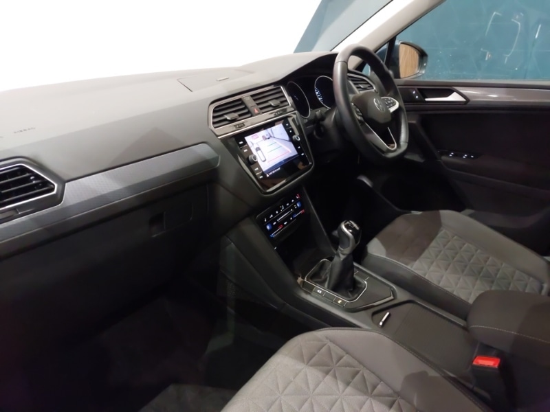 Used Volkswagen Tiguan 2023 for sale - 77605635: Photo 5