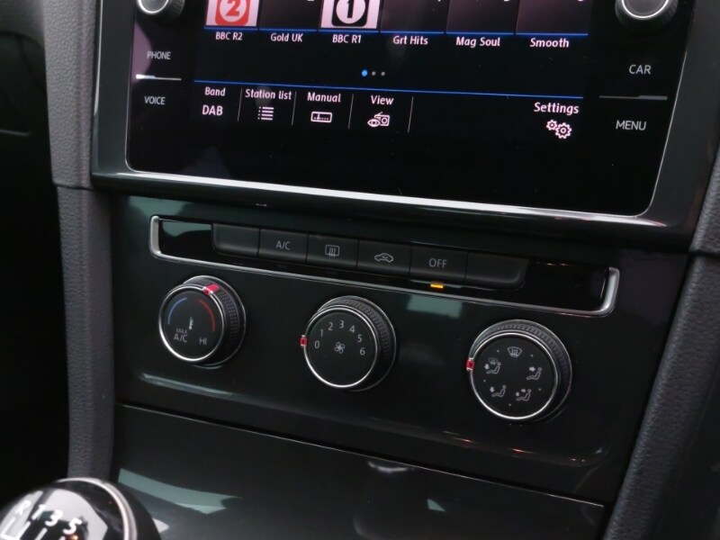 Used Volkswagen Golf 2019 for sale - 76543570: Photo 15