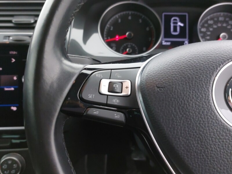 Used Volkswagen Golf 2019 for sale - 76543570: Photo 17