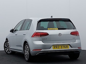 Used Volkswagen Golf 2019 for sale - 76543570: Photo