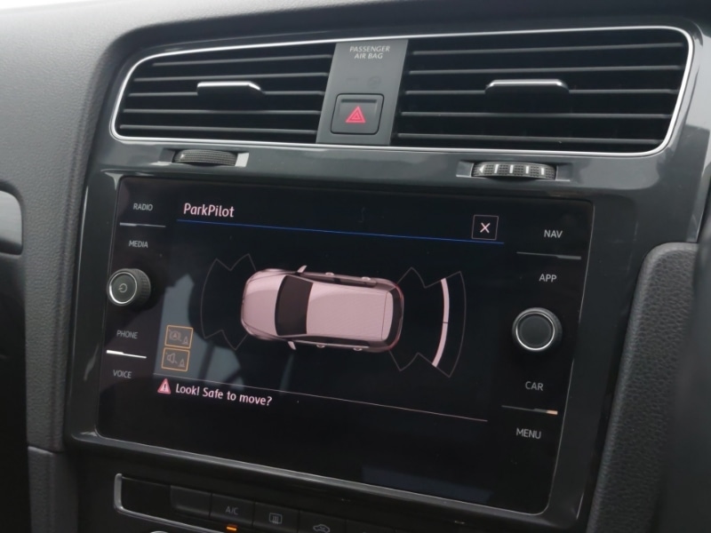 Used Volkswagen Golf 2018 for sale - 77956836: Photo 13