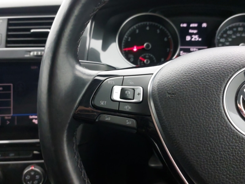 Used Volkswagen Golf 2018 for sale - 77956836: Photo 17