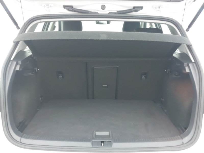 Used Volkswagen Golf 2018 for sale - 77956836: Photo 8