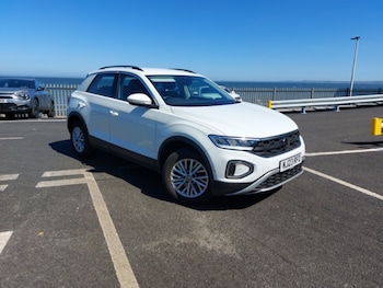 Used Volkswagen T-Roc 2023 for sale - 78478219: Photo