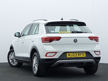 Used Volkswagen T-Roc 2023 for sale - 78478219: Photo