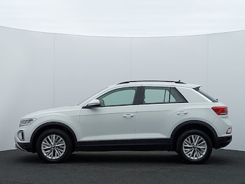 Used Volkswagen T-Roc 2023 for sale - 78478219: Photo