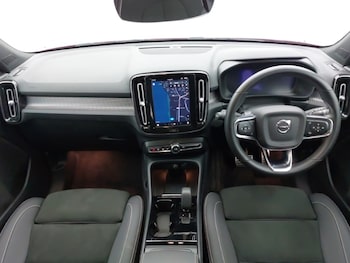Used Volvo XC40 2022 for sale - 75633721: Photo
