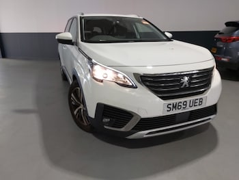 Used Peugeot 5008 2020 for sale - 79106024: Photo