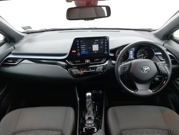 Used Toyota C-HR 2021 for sale - 78252965: Photo