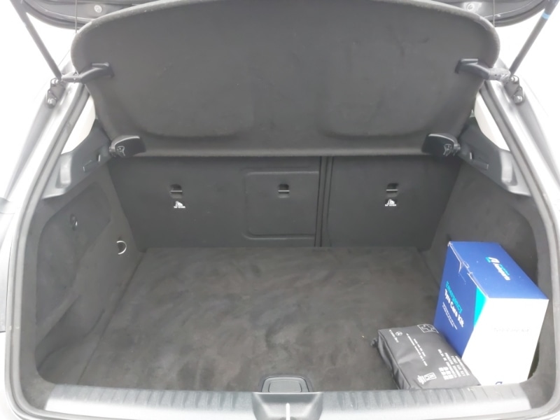 Used Mercedes-Benz GLA 2019 for sale - 77596897: Photo 8